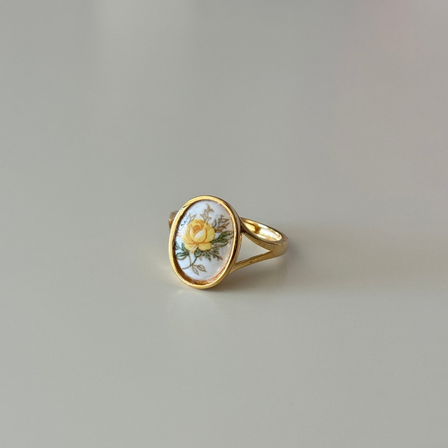 Poppy Vintage Ring