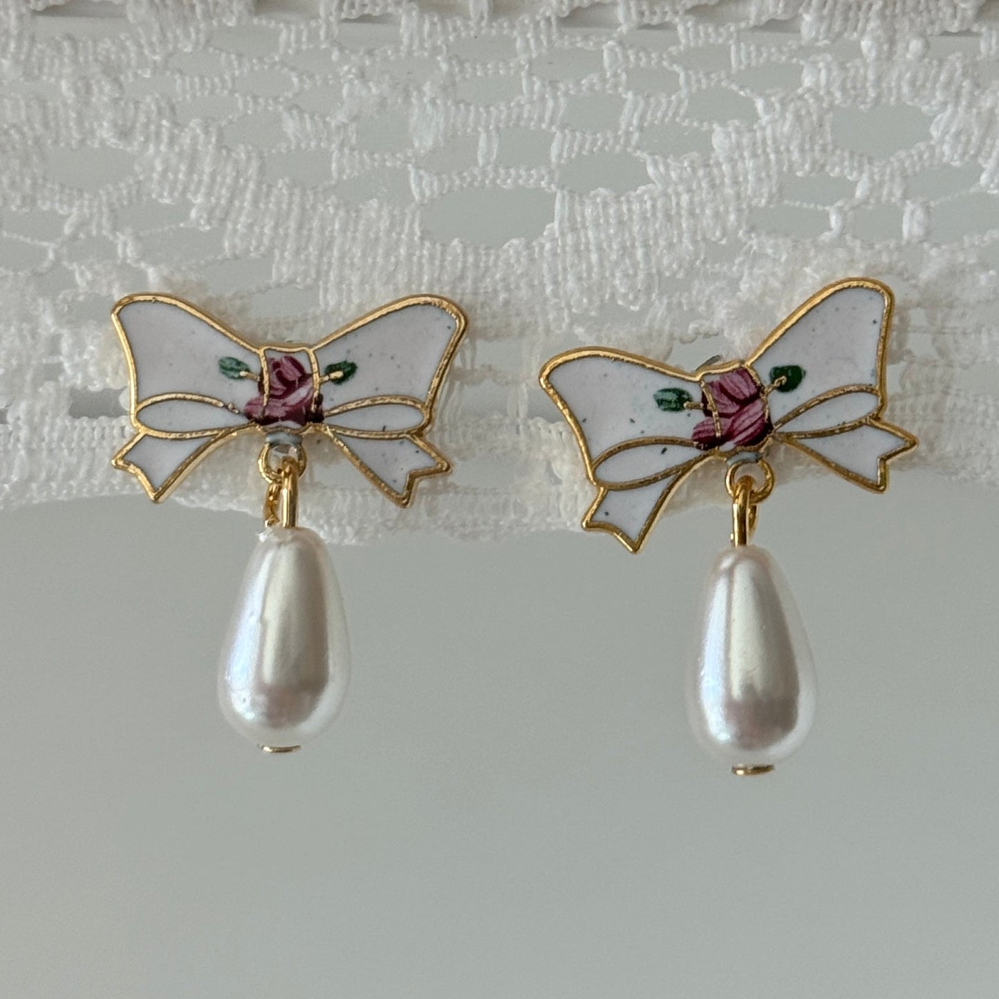 Chloe Dangle Earrings