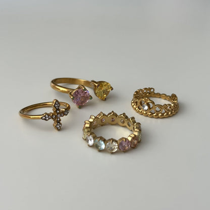Daphne Ring - Elisa Charms