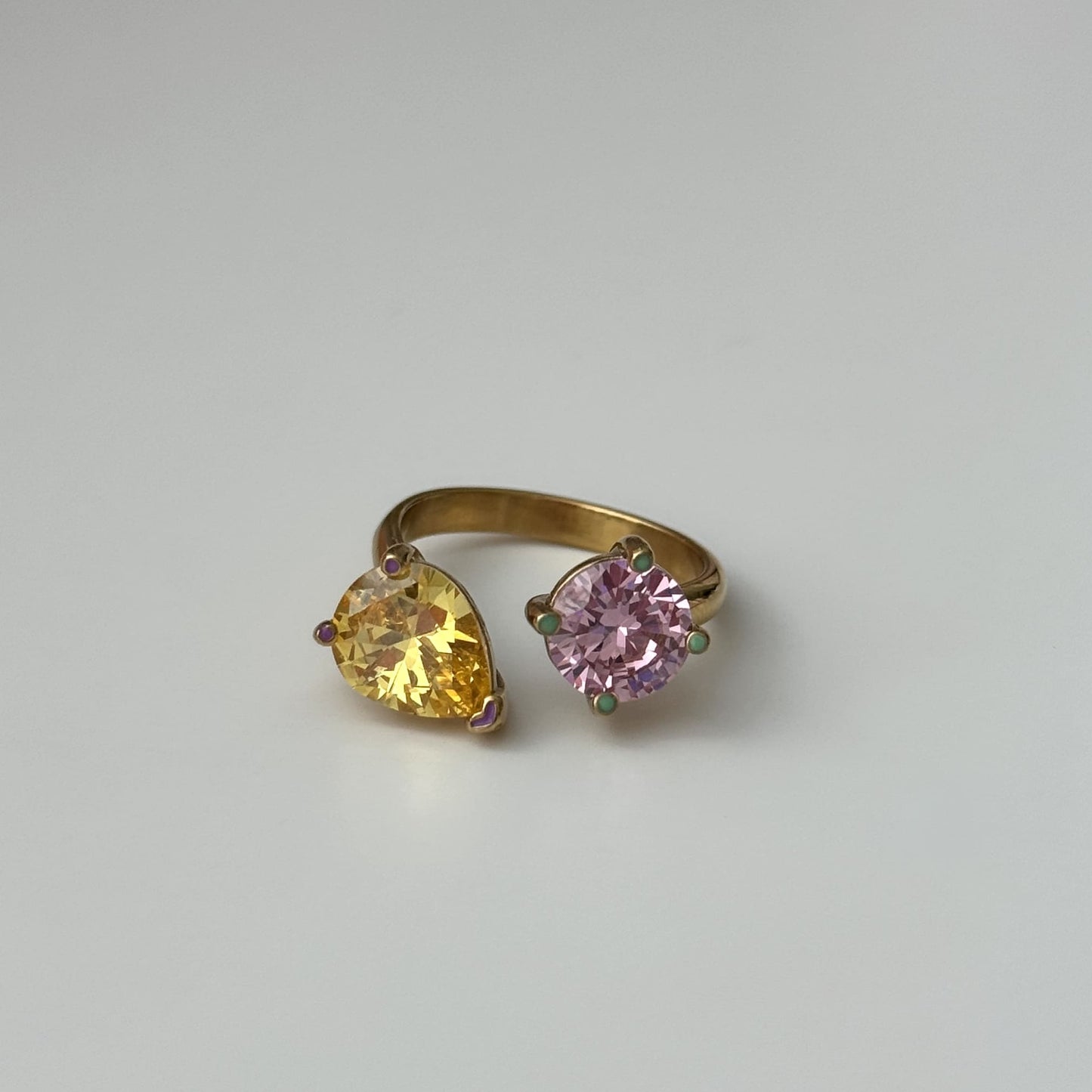 Daphne Ring - Elisa Charms