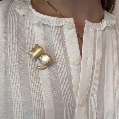 Gold Cat Brooch - Elisa Charms