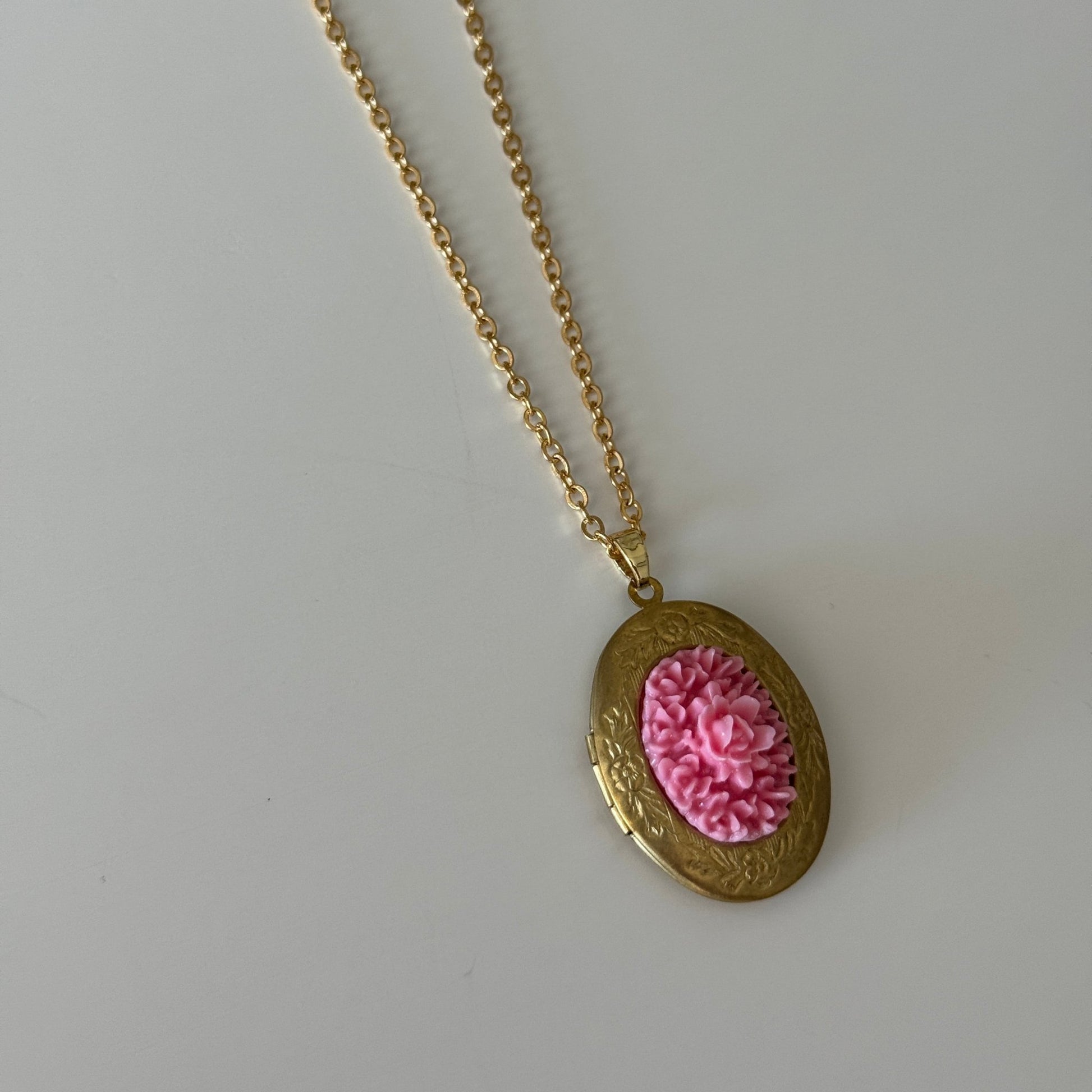 Haven Locket Necklace - Elisa Charms