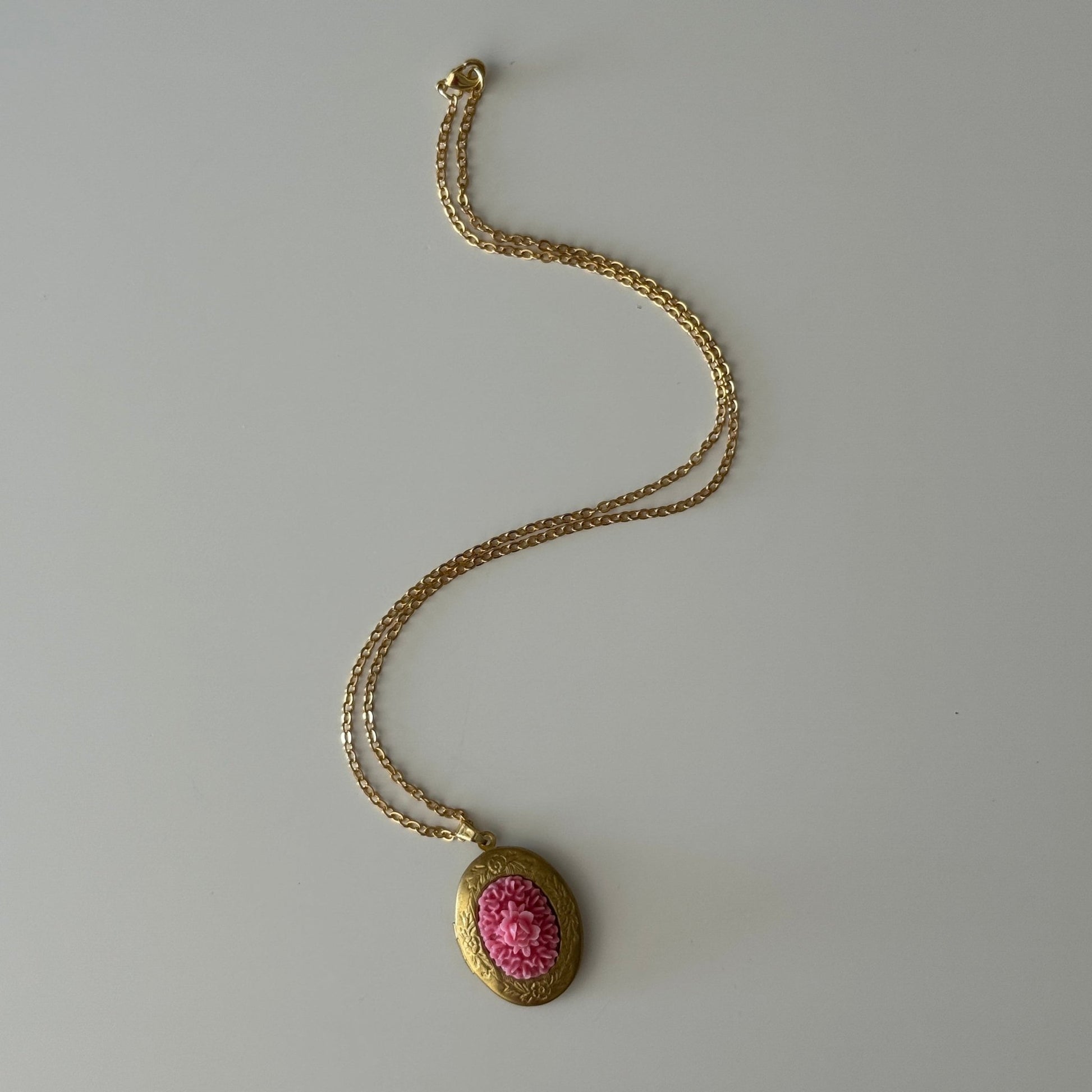 Haven Locket Necklace - Elisa Charms