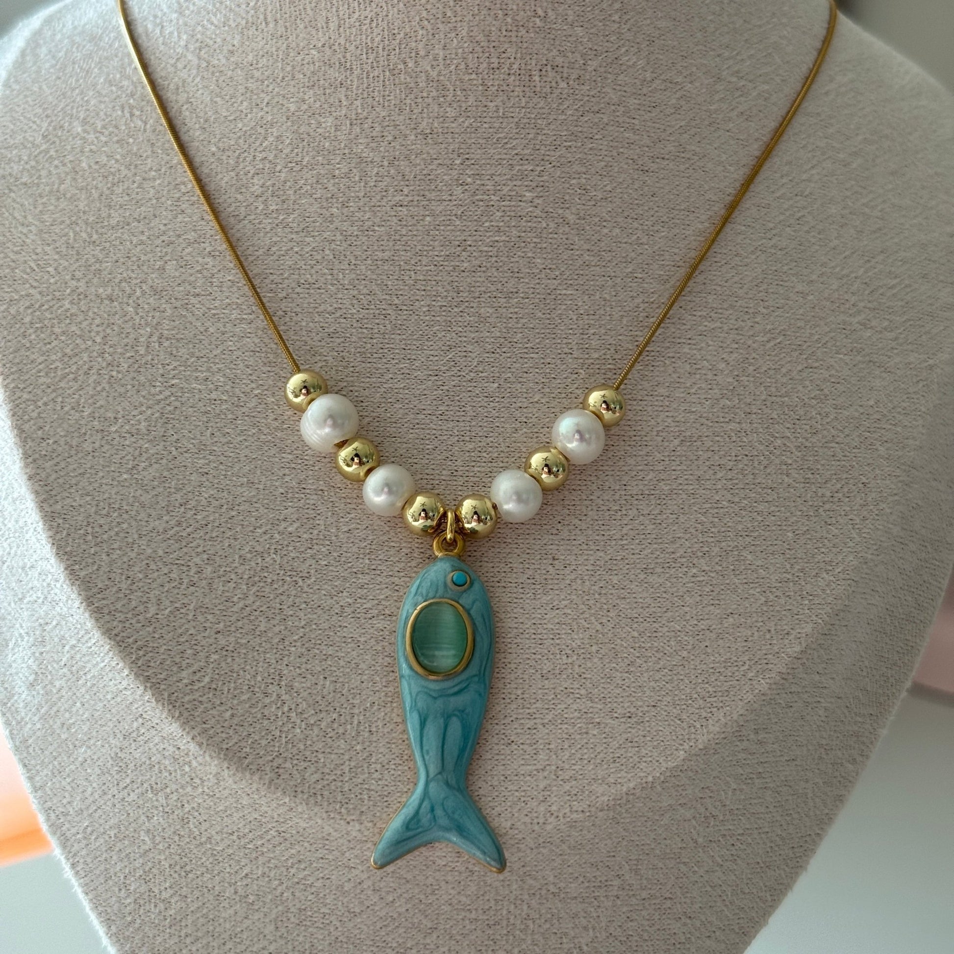 June Pearl Pendant Necklace - Elisa Charms